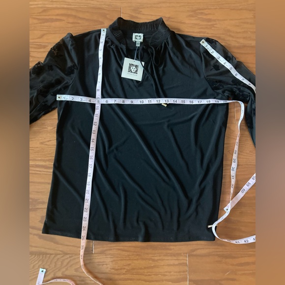 NWT Anne Klein Black Blouse with Sheer Floral Sleeves Stretch Size Large New - Picture 9 of 10